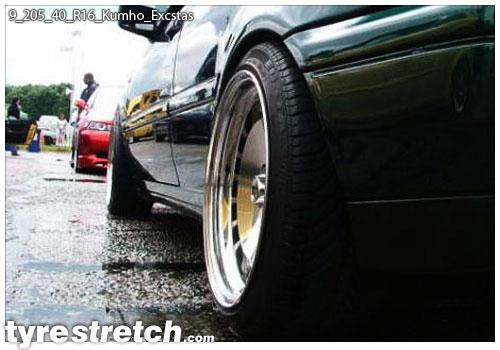 An example of tyre stretch: 205/40 R16 on 9.0J – KUMHO