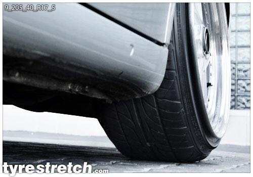 An example of tyre stretch: 205/40 R17 on 9.0J