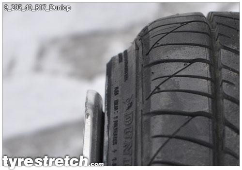 An example of tyre stretch: 205/40 R17 on 9.0J – DUNLOP