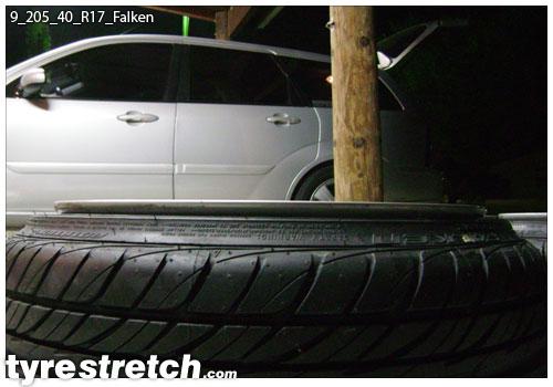 An example of tyre stretch: 205/40 R17 on 9.0J – FALKEN