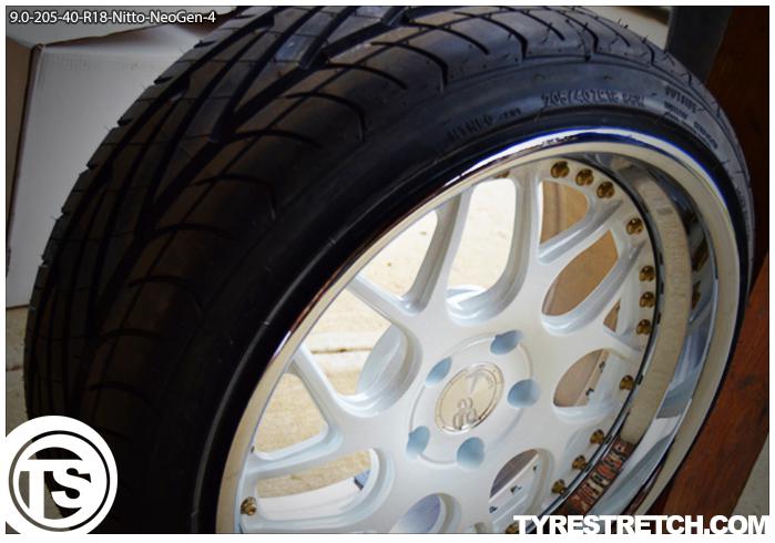An example of tyre stretch: 205/40 R18 on 9.0J – NITTO