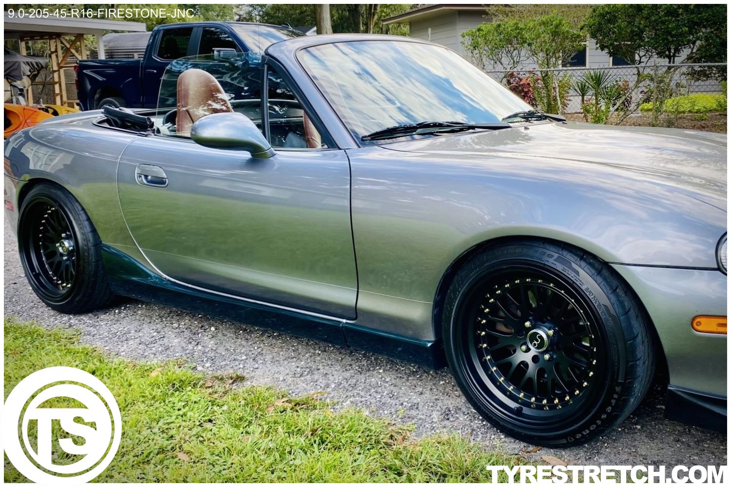 An example of tyre stretch: 205/45 R16 on 9.0J – FIRESTONE (JNC)