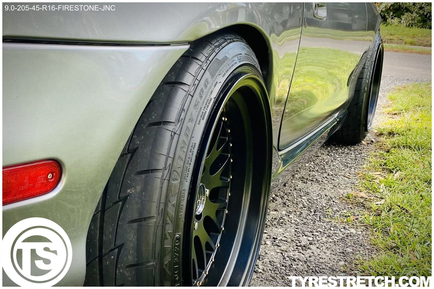 An example of tyre stretch: 205/45 R16 on 9.0J – FIRESTONE (JNC)