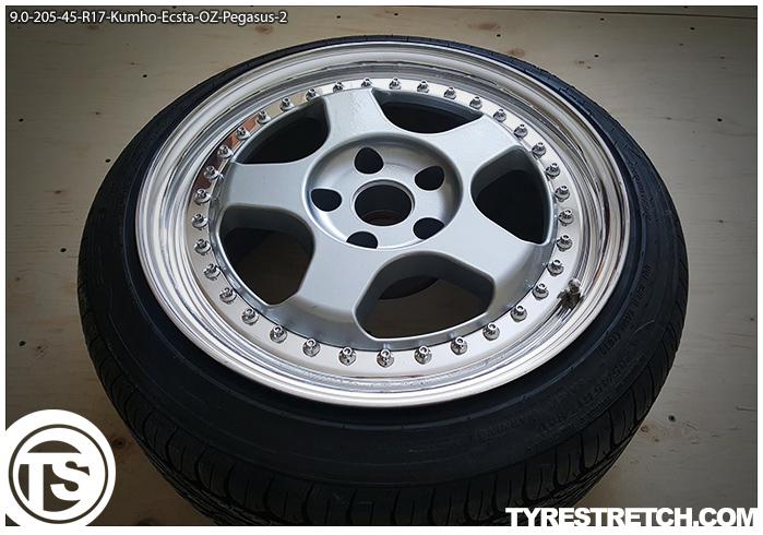 An example of tyre stretch: 205/45 R17 on 9.0J – KUMHO (OZ)