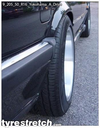 An example of tyre stretch: 205/50 R16 on 9.0J – YOKOHAMA