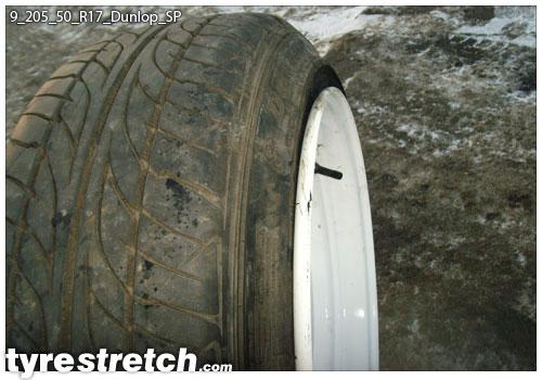 An example of tyre stretch: 205/50 R17 on 9.0J – DUNLOP