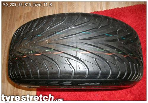 An example of tyre stretch: 205/55 R15 on 9.0J – TOYO