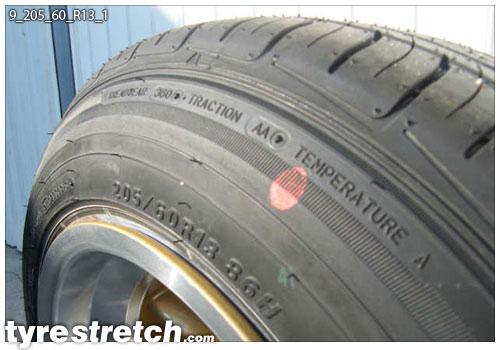 An example of tyre stretch: 205/60 R13 on 9.0J