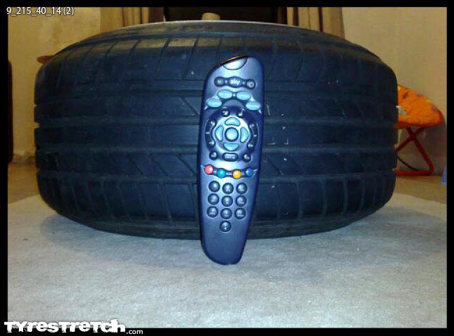 An example of tyre stretch: 215/40 R14 on 9.0J