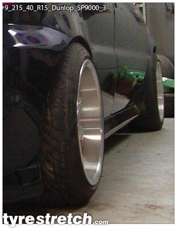 An example of tyre stretch: 215/40 R15 on 9.0J – DUNLOP
