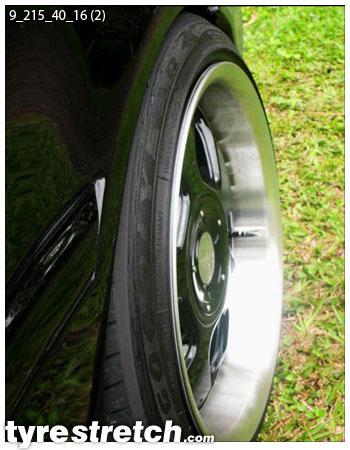 An example of tyre stretch: 215/40 R16 on 9.0J