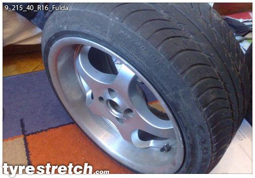 An example of tyre stretch: 215/40 R16 on 9.0J – FULDA