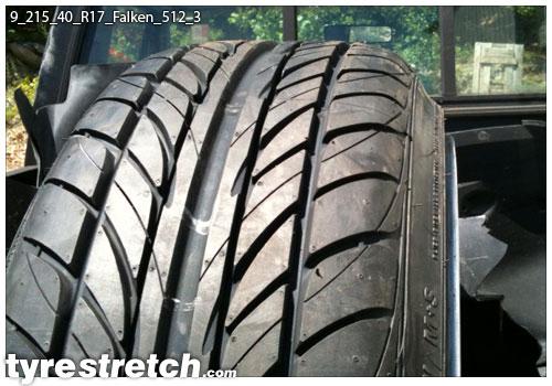 An example of tyre stretch: 215/40 R17 on 9.0J – FALKEN