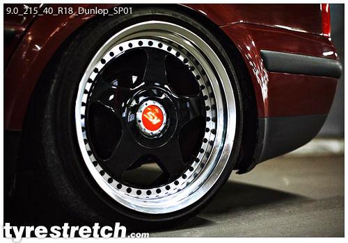 An example of tyre stretch: 215/40 R18 on 9.0J – DUNLOP