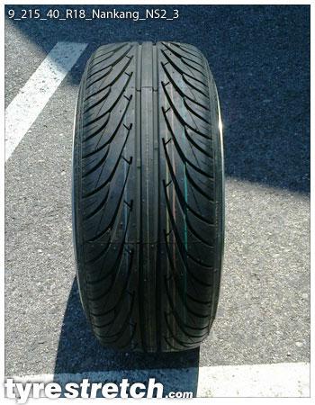 An example of tyre stretch: 215/40 R18 on 9.0J – NANKANG