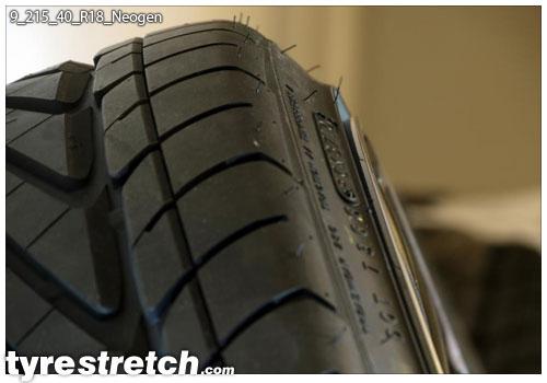 An example of tyre stretch: 215/40 R18 on 9.0J – NITTO