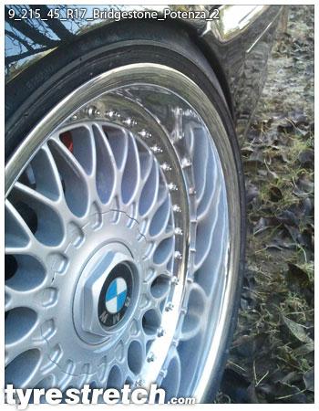 An example of tyre stretch: 215/45 R17 on 9.0J – BRIDGESTONE