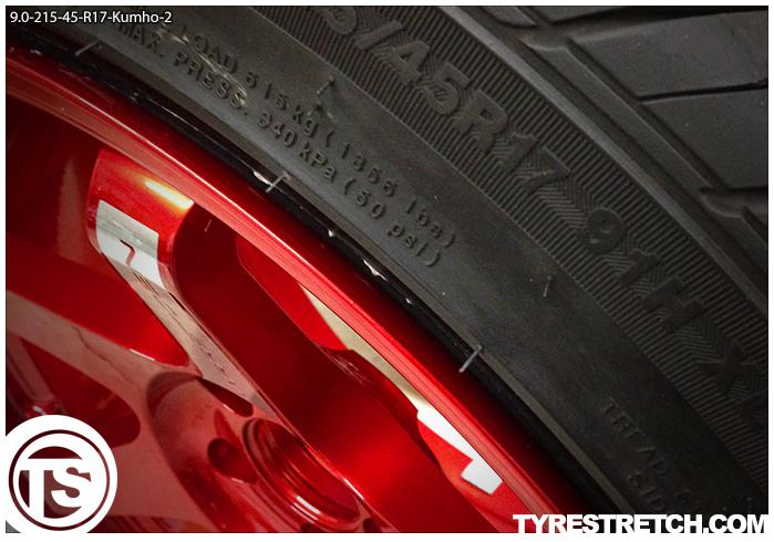 An example of tyre stretch: 215/45 R17 on 9.0J – KUMHO