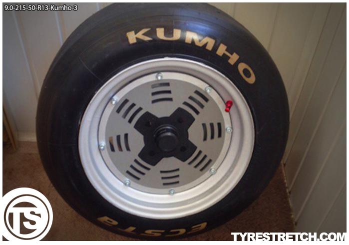 An example of tyre stretch: 215/50 R13 on 9.0J – KUMHO