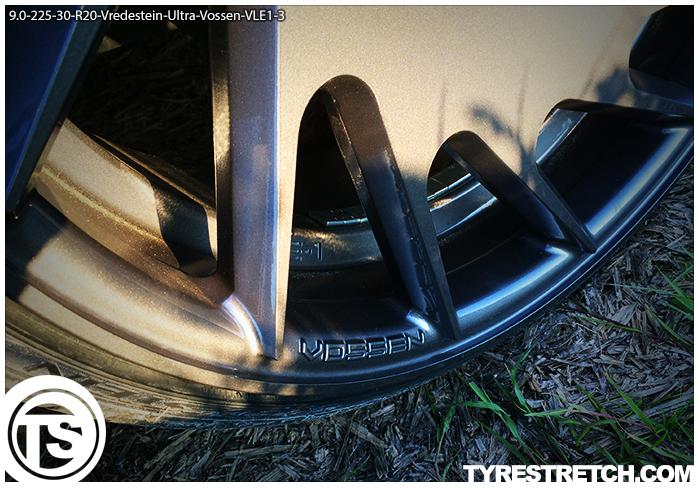 An example of tyre stretch: 225/30 R20 on 9.0J – VREDESTEIN (VOSSEN)