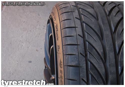 An example of tyre stretch: 225/35 R18 on 9.0J – HANKOOK