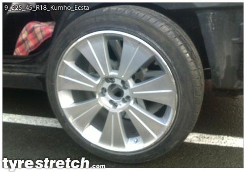 An example of tyre stretch: 225/45 R18 on 9.0J – KUMHO