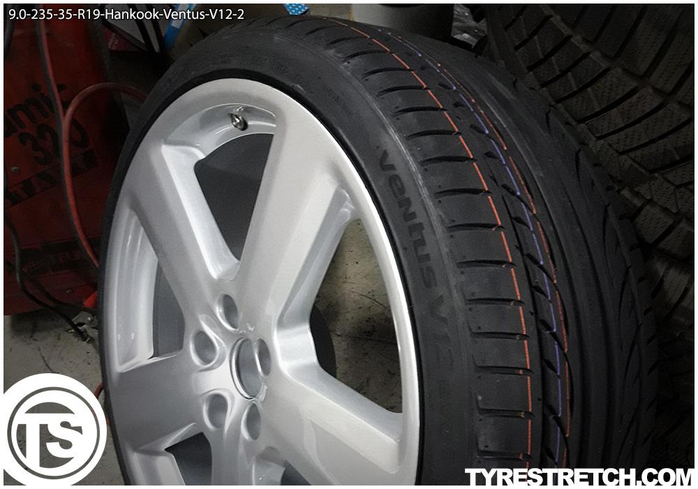 An example of tyre stretch: 235/35 R19 on 9.0J – HANKOOK