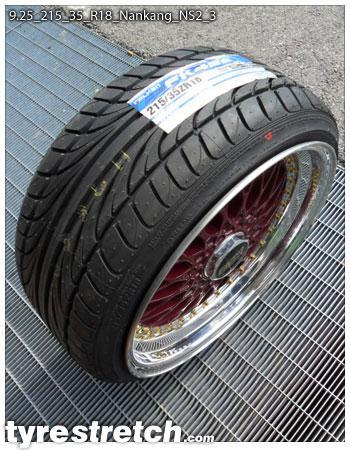 An example of tyre stretch: 215/35 R18 on 9.25J – NANKANG