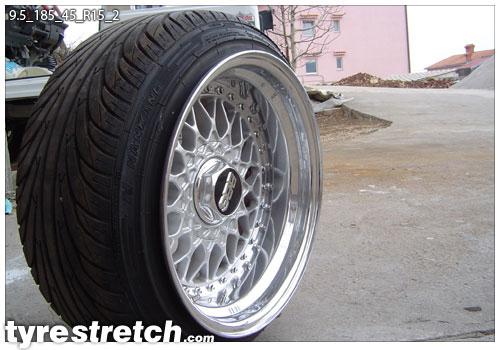 An example of tyre stretch: 185/45 R15 on 9.5J (BBS)