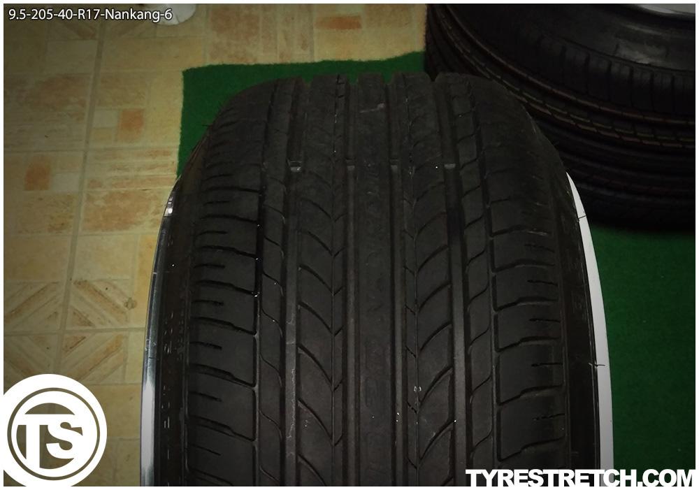 An example of tyre stretch: 205/40 R17 on 9.5J – NANKANG