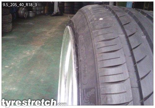 An example of tyre stretch: 205/40 R18 on 9.5J
