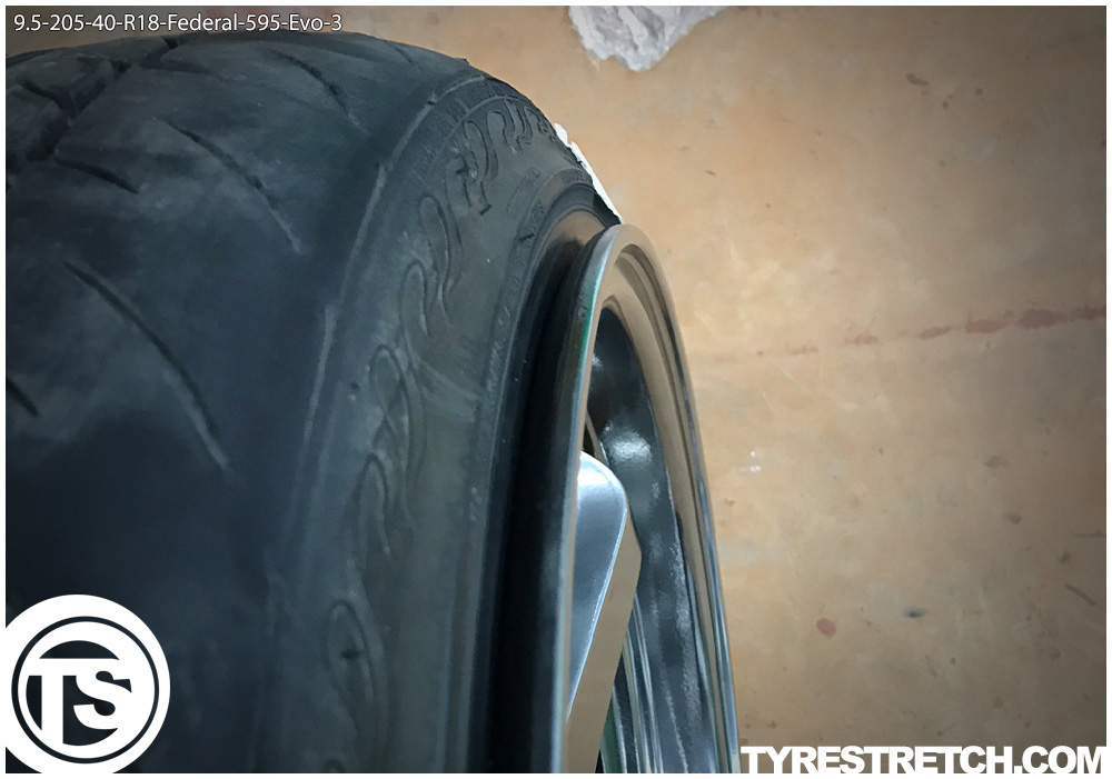 An example of tyre stretch: 205/40 R18 on 9.5J – FEDERAL