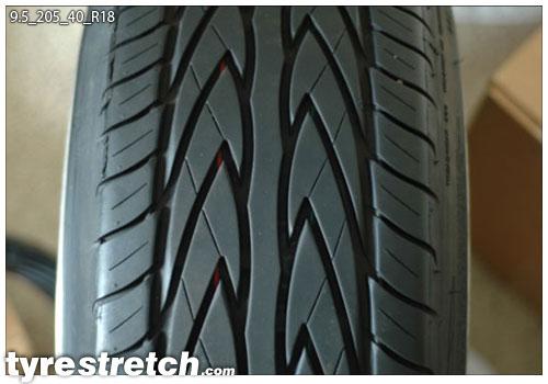 An example of tyre stretch: 205/40 R18 on 9.5J
