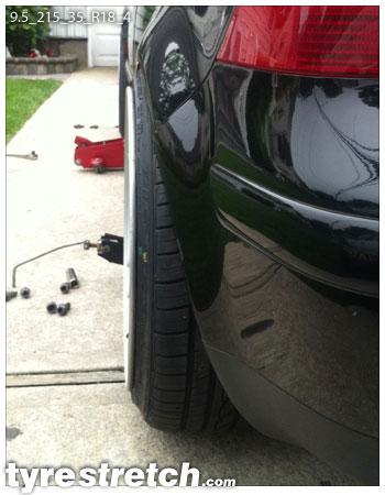 An example of tyre stretch: 215/35 R18 on 9.5J