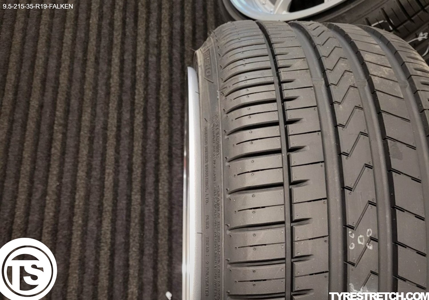 An example of tyre stretch: 215/35 R19 on 9.5J – FALKEN