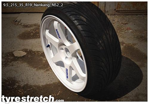 An example of tyre stretch: 215/35 R19 on 9.5J – NANKANG