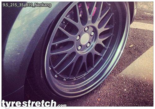 An example of tyre stretch: 215/35 R19 on 9.5J – NANKANG