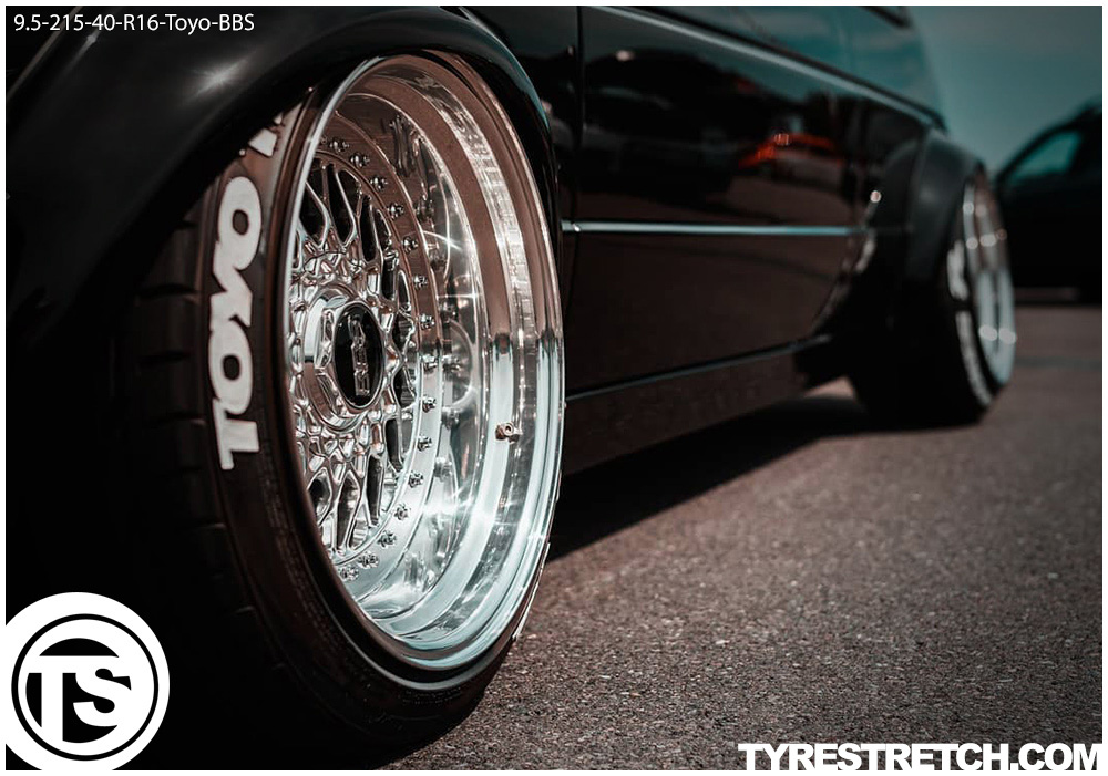 An example of tyre stretch: 215/40 R16 on 9.5J – TOYO (BBS)