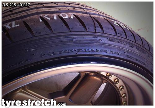 An example of tyre stretch: 215/40 R17 on 9.5J