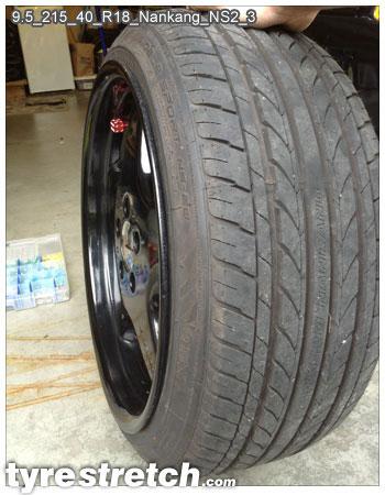 An example of tyre stretch: 215/40 R18 on 9.5J – NANKANG