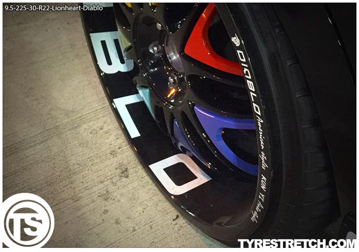 An example of tyre stretch: 225/30 R22 on 9.5J – LIONHEART (DIABLO)