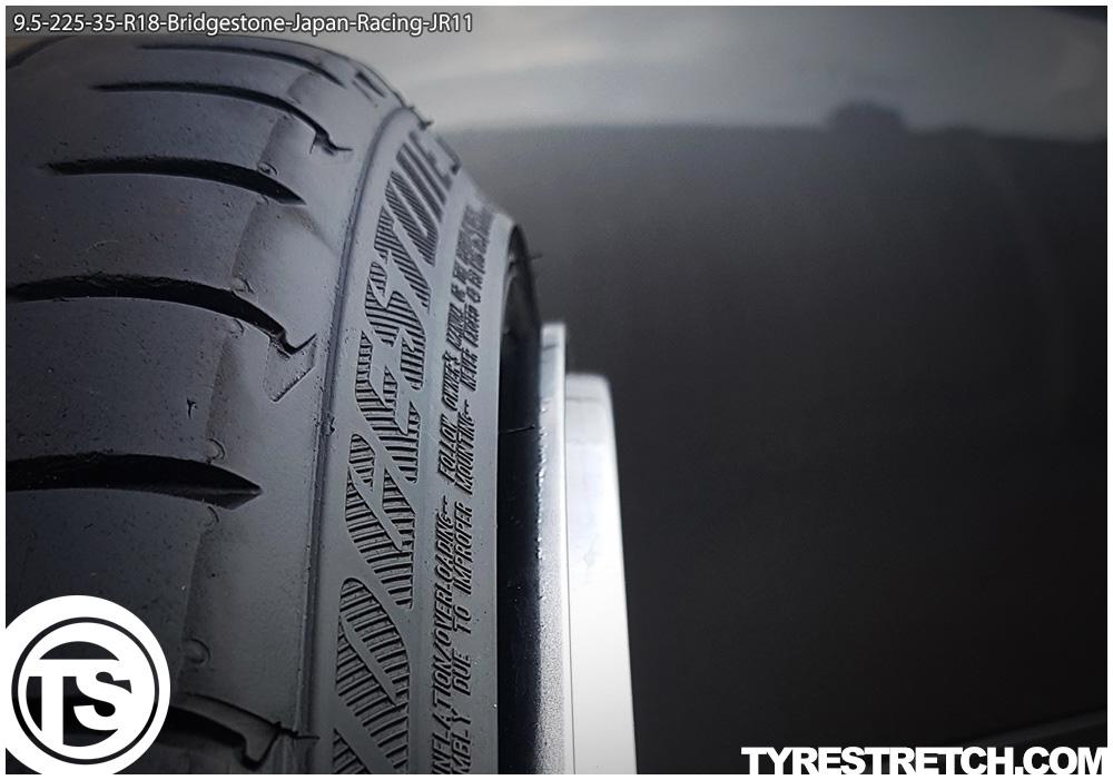 An example of tyre stretch: 225/35 R18 on 9.5J – BRIDGESTONE (JAPAN RACING)