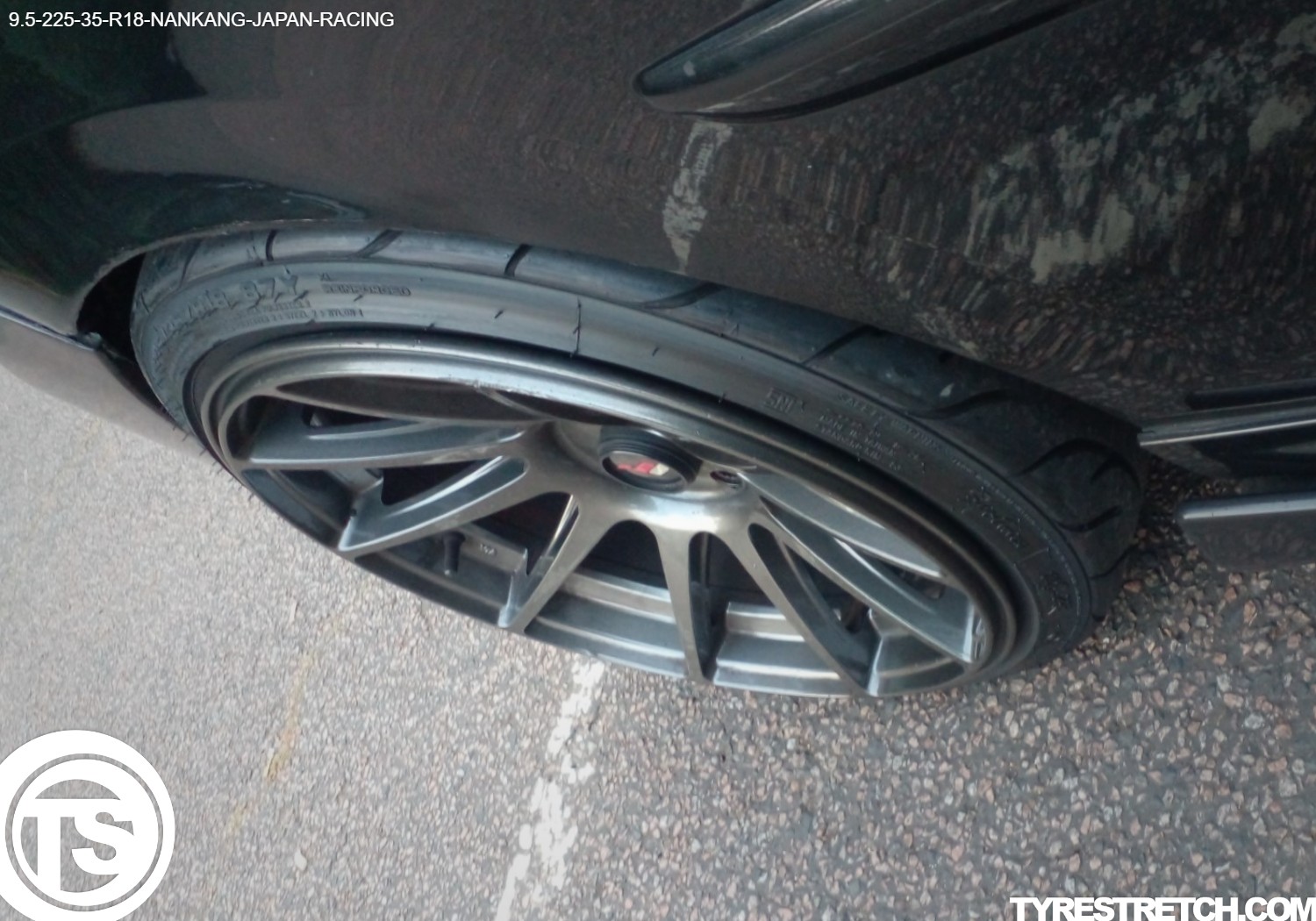 An example of tyre stretch: 225/35 R18 on 9.5J – NANKANG (JAPAN-RACING)