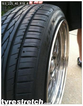 An example of tyre stretch: 225/40 R18 on 9.5J