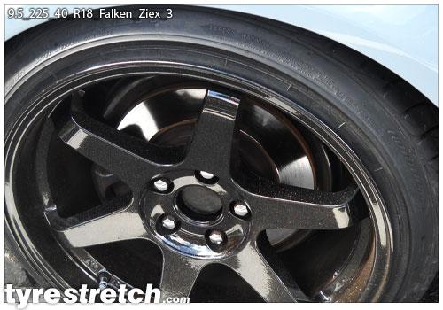 An example of tyre stretch: 225/40 R18 on 9.5J – FALKEN