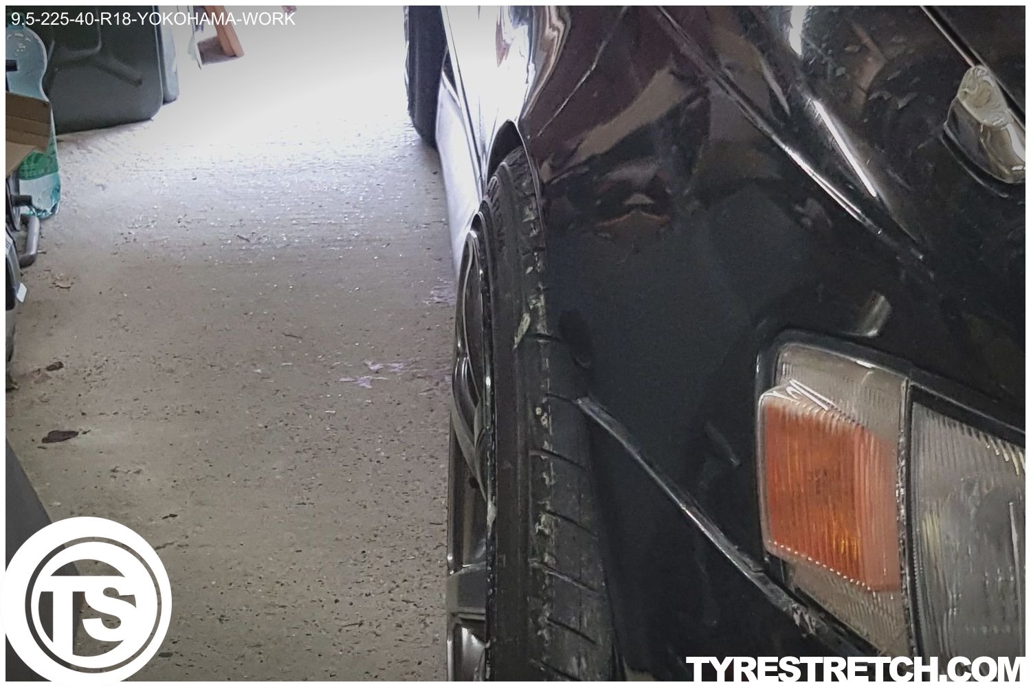 An example of tyre stretch: 225/40 R18 on 9.5J – YOKOHAMA (WORK)