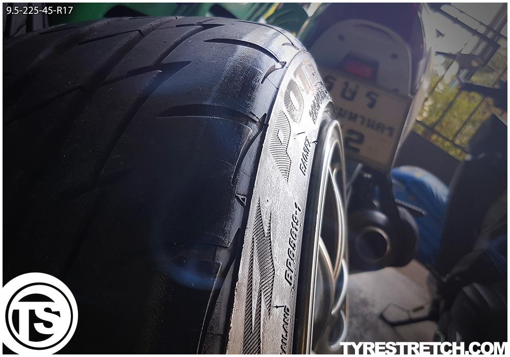 An example of tyre stretch: 225/45 R17 on 9.5J – BRIDGESTONE