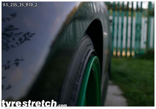 235/35 R19 on 9.5J