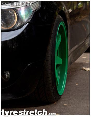 235/35 R19 on 9.5J