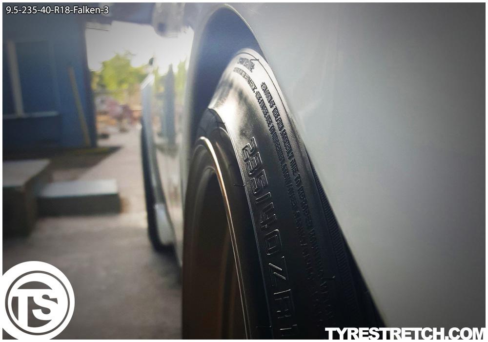 An example of tyre stretch: 235/40 R18 on 9.5J – FALKEN